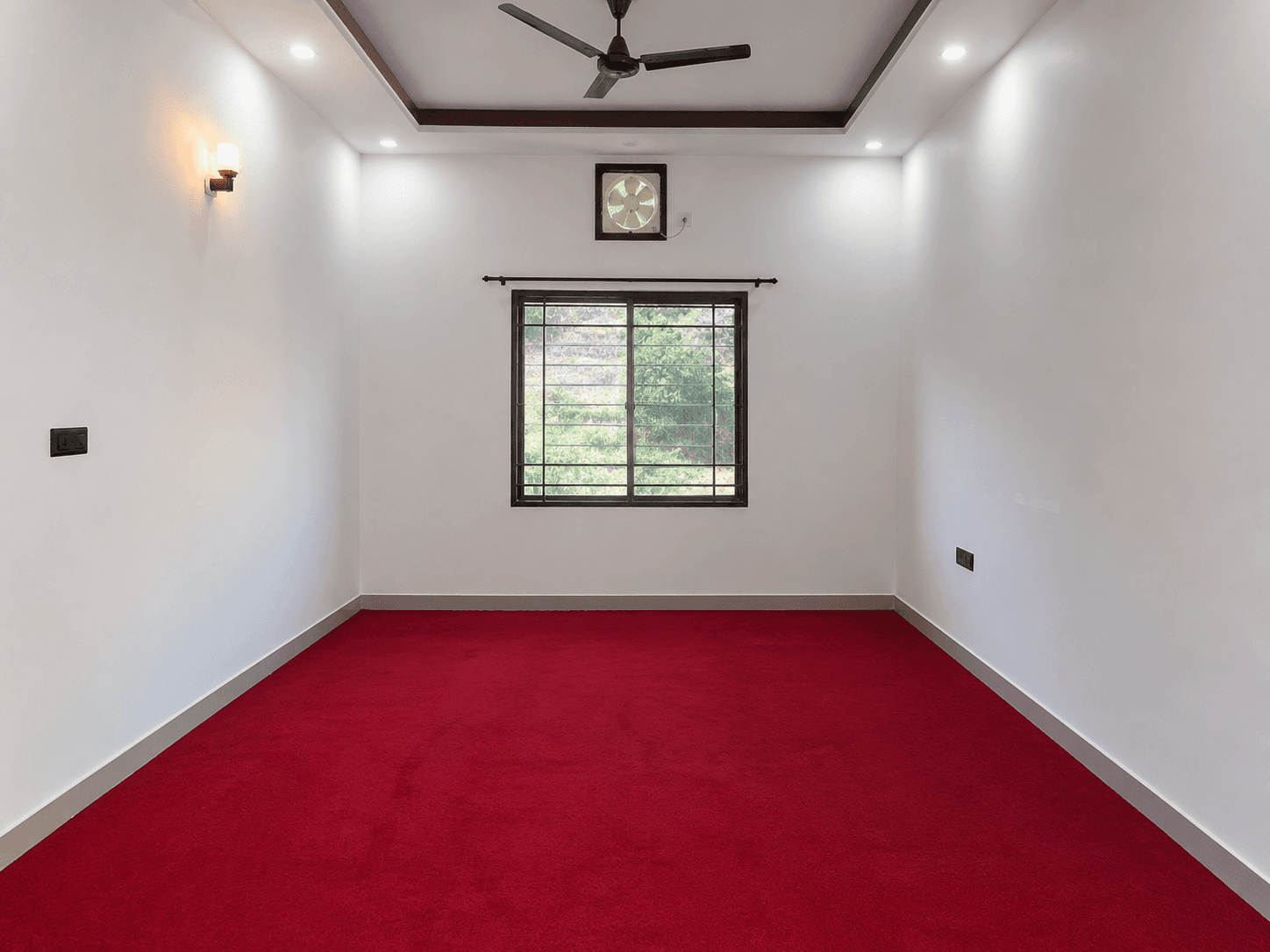 Dormitory room at Himgiri Home Stay with bunk beds